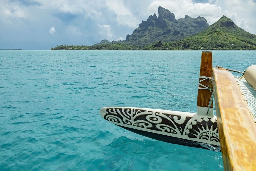 mont otemanu bora bora depuis la mer