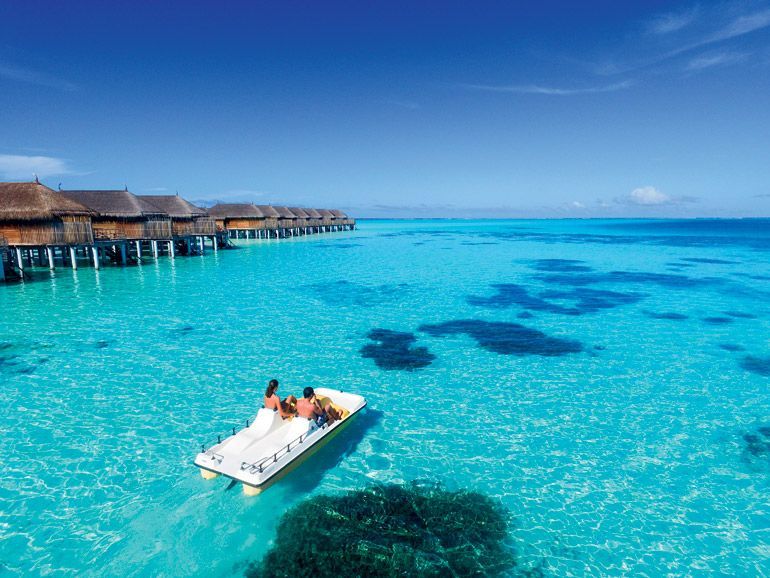 constance moofushi maldives