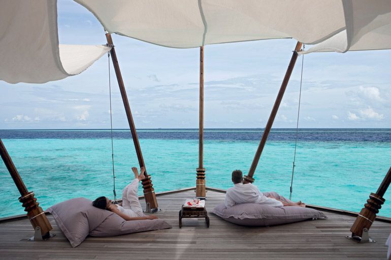 constance moofushi maldives