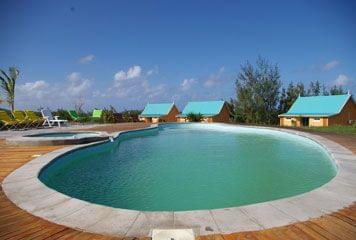 La piscine de l'hôtel La Belle Rodriguaise Piscine Belle Rodriguaise