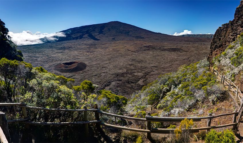 Randonnée du Piton de la Fournaise à la Réunion