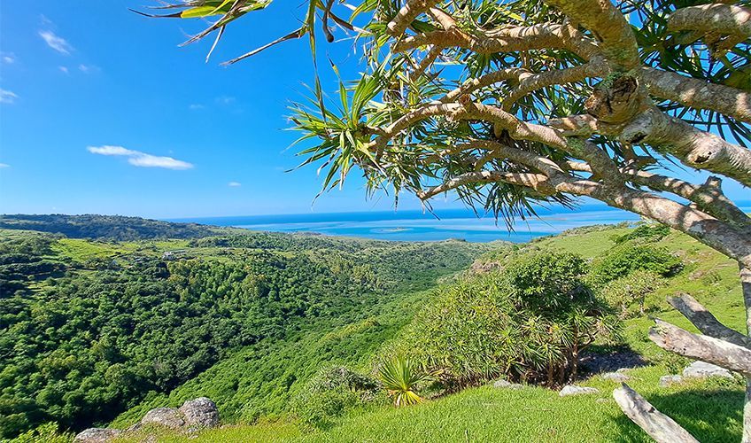 point de vue en randonnée sur le lagon de Rodrigues