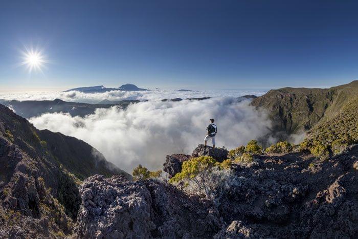 Lever du soleil sur le Piton des Neiges